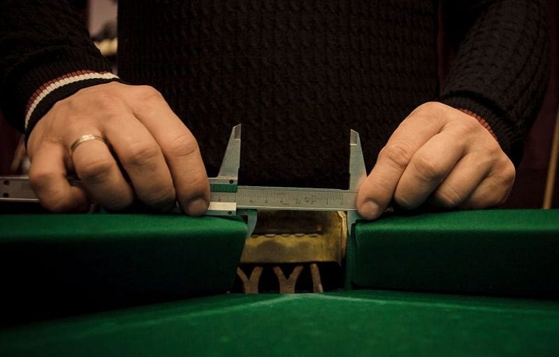تعمیر میز بیلیارد