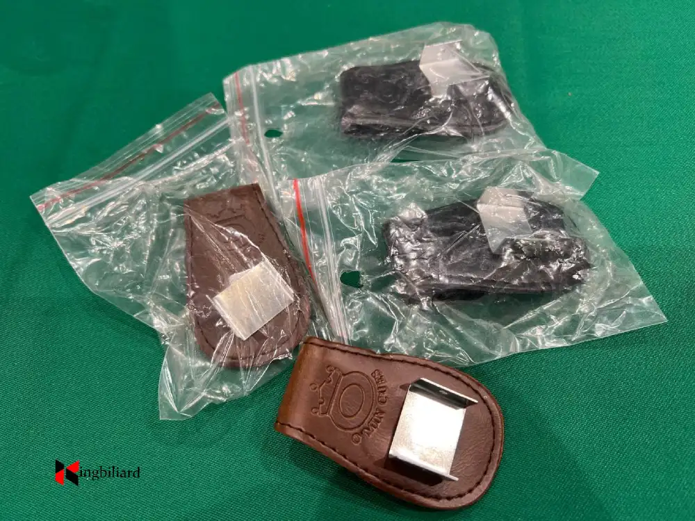 chalk-holder-omin-black-brown جا گچی چرمی برند اُمین (O'Min) – رنگ مشکی و قهوهای