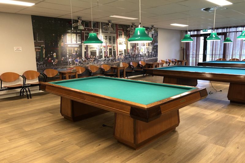 میز بیلیارد کاروم