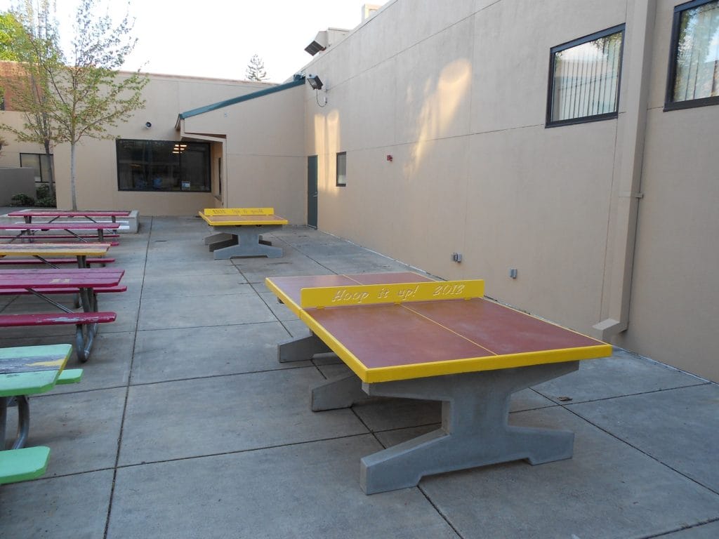 میز پینگ پنگ مدارس